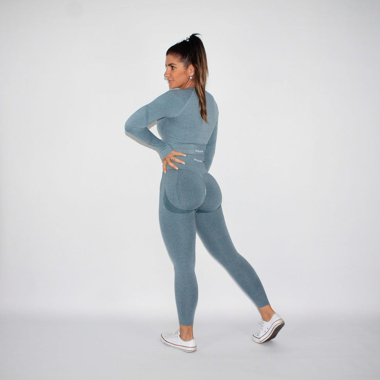 Booty Goals Seamless Long Sleeve Crop Top Blue