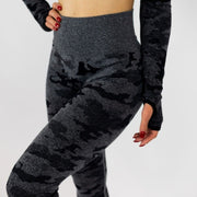 Standout Camo Seamless Leggings Black